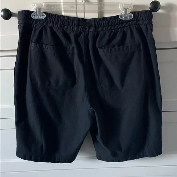 Athleta Men’s Black Farallon 9” Bermuda Shorts UPF50+ w/ Pockets - Size 10 - Picture 4 of 6